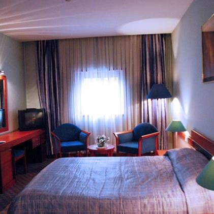 Tori Hotel Tbilisi Kamer foto