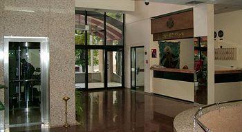 Tori Hotel Tbilisi Buitenkant foto
