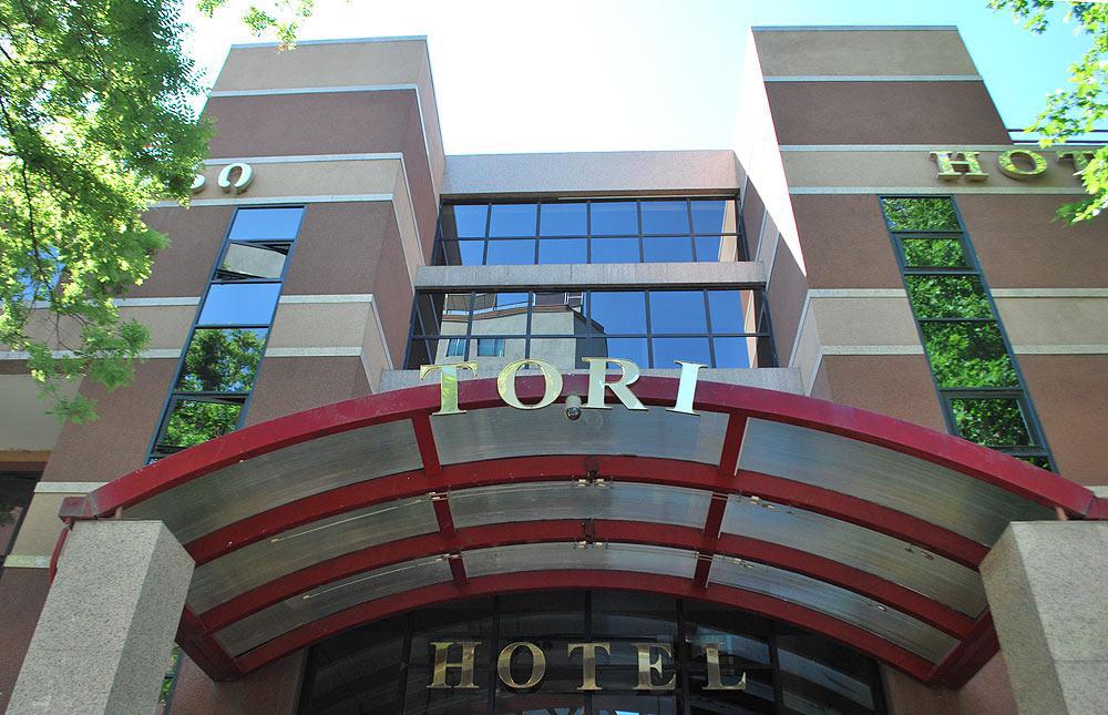 Tori Hotel Tbilisi Buitenkant foto